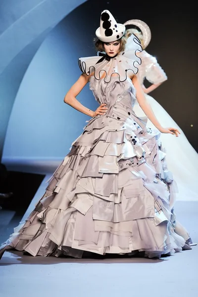 Look 36